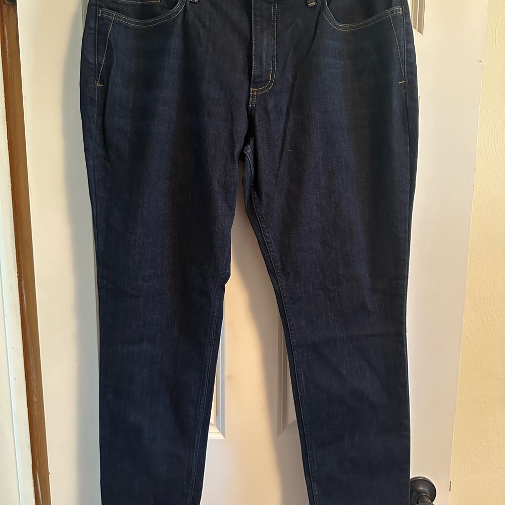 Carhartt Women’s Slim Fit Skinny Leg Dark Blue Jeans